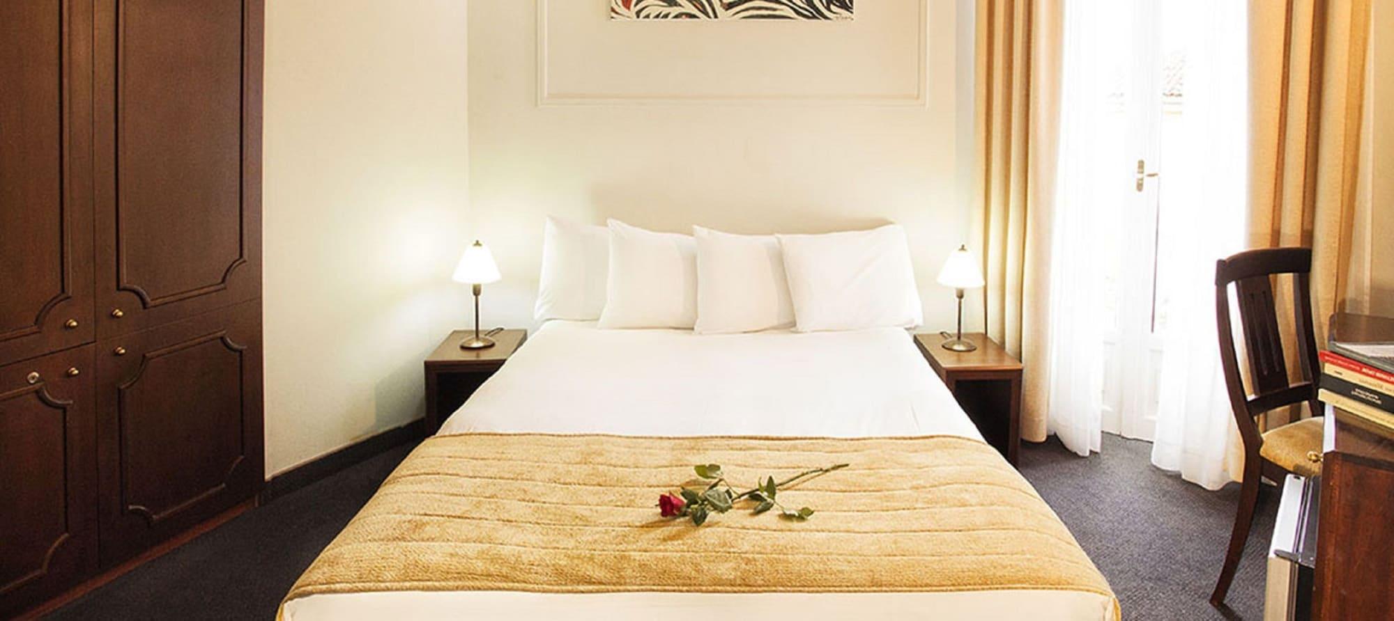 Отель Arni Domotel