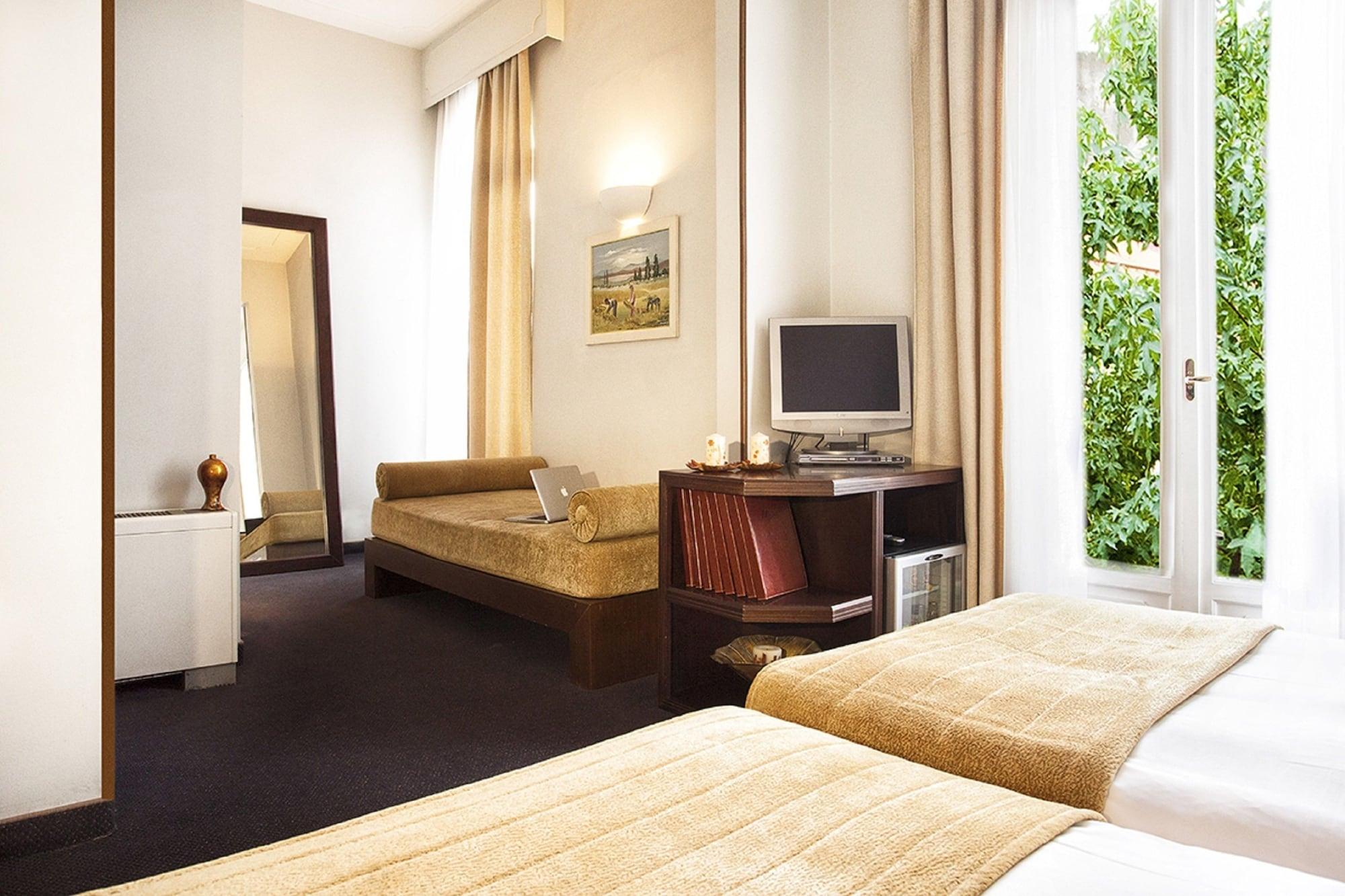 Arni Domotel Hotel 4*